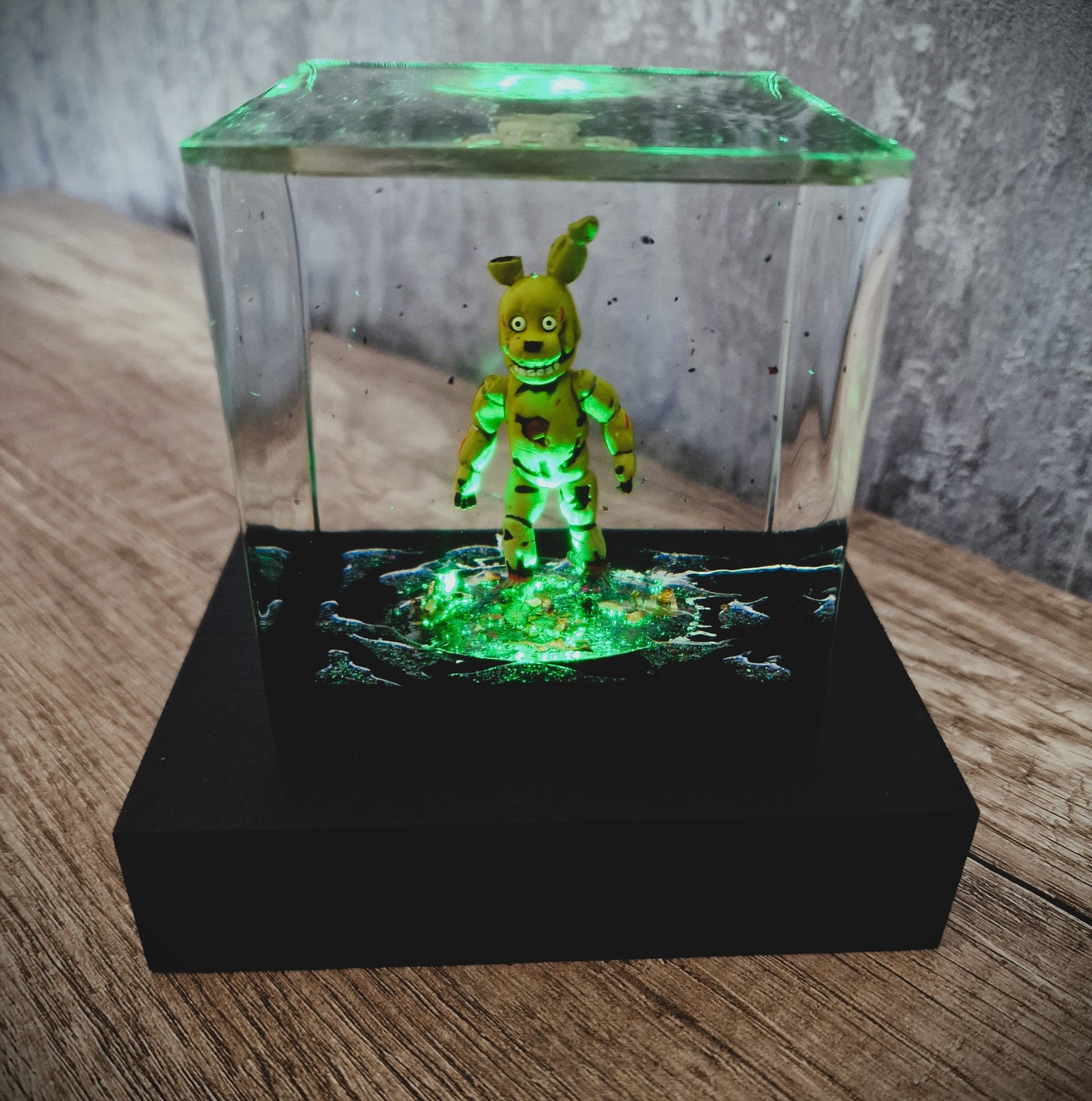 Epoxidharz Lampe mit Funko Five Nights at Freddy's Figuren – RGB LED Nachtlicht, Gaming Lampe, Geschenkidee für Horror-Fans