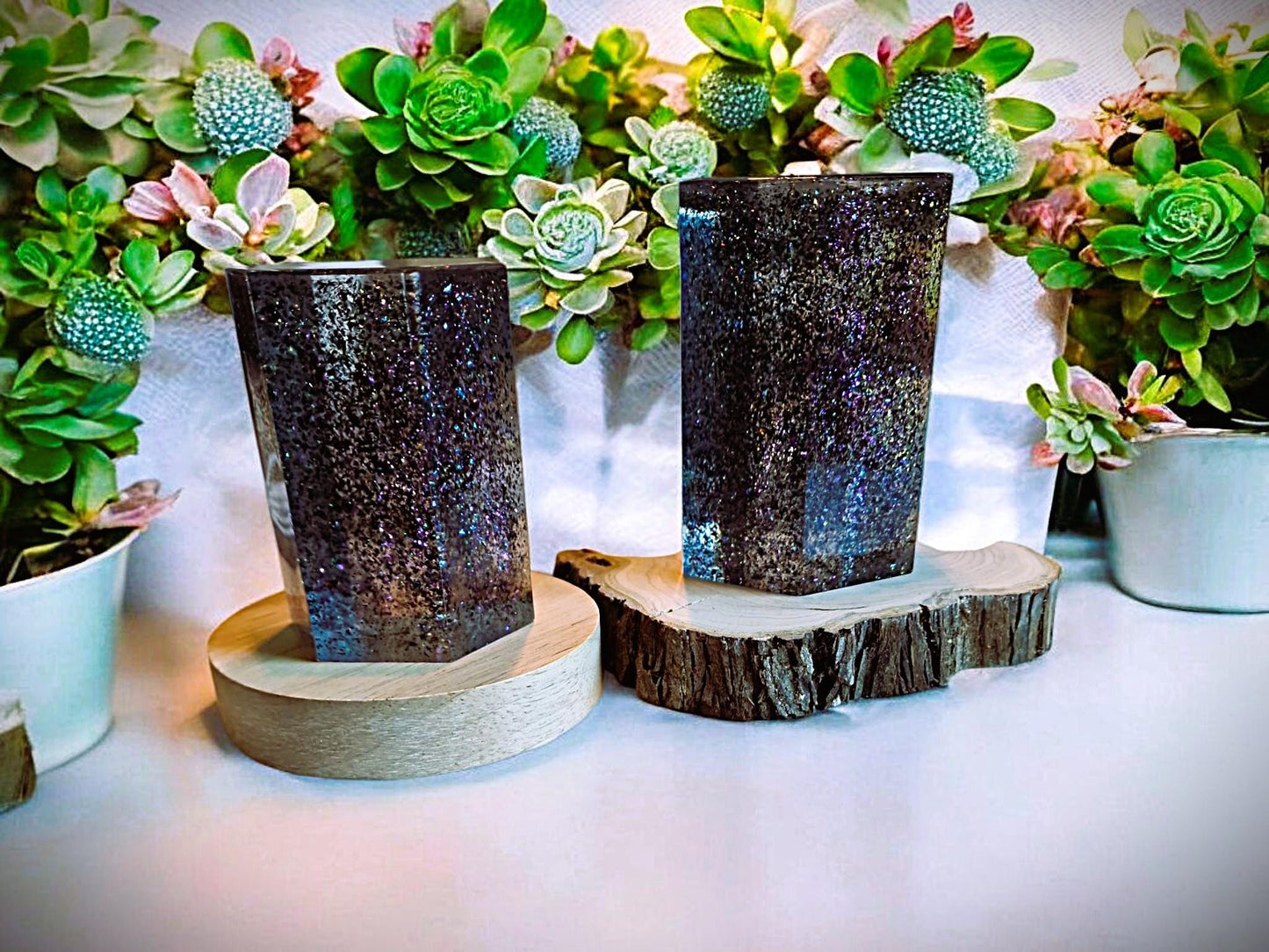 Hexagonal epoxy resin lamp – RGB night light with wooden base | Handmade unique piece